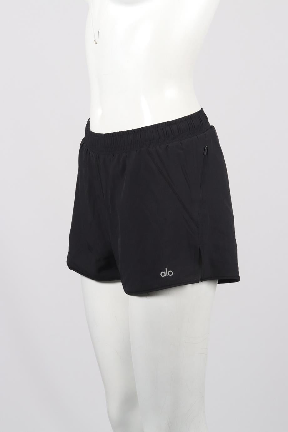 ALO YOGA RUNNING SHORTS XSMALL