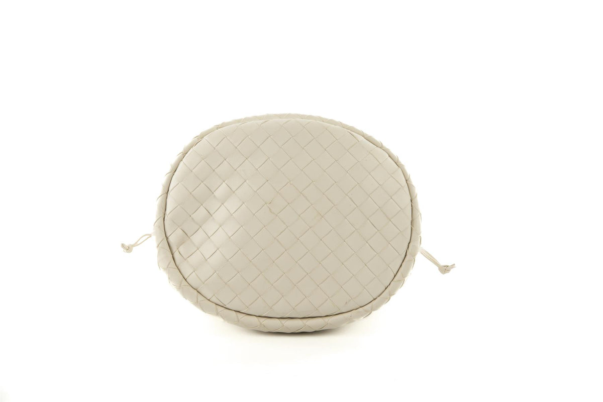 BOTTEGA VENETA WHITE CASTELLO INTRECCIATO LEATHER BUCKET BAG