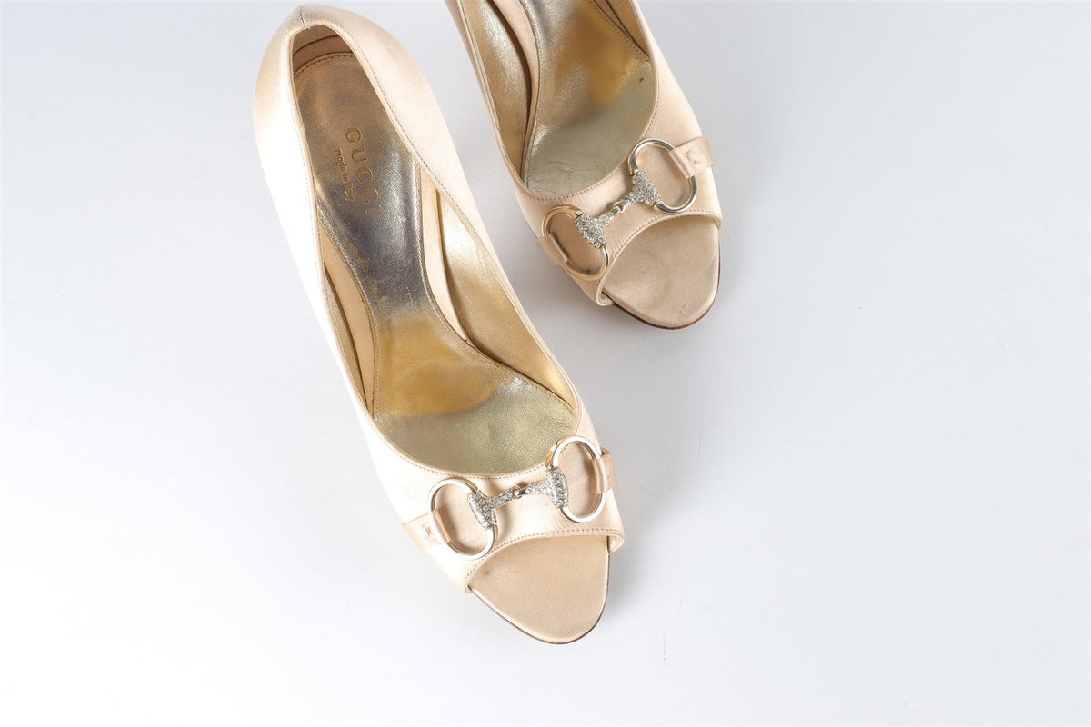GUCCI NUDE SATIN PUMPS EU 38 UK 5 US 8
