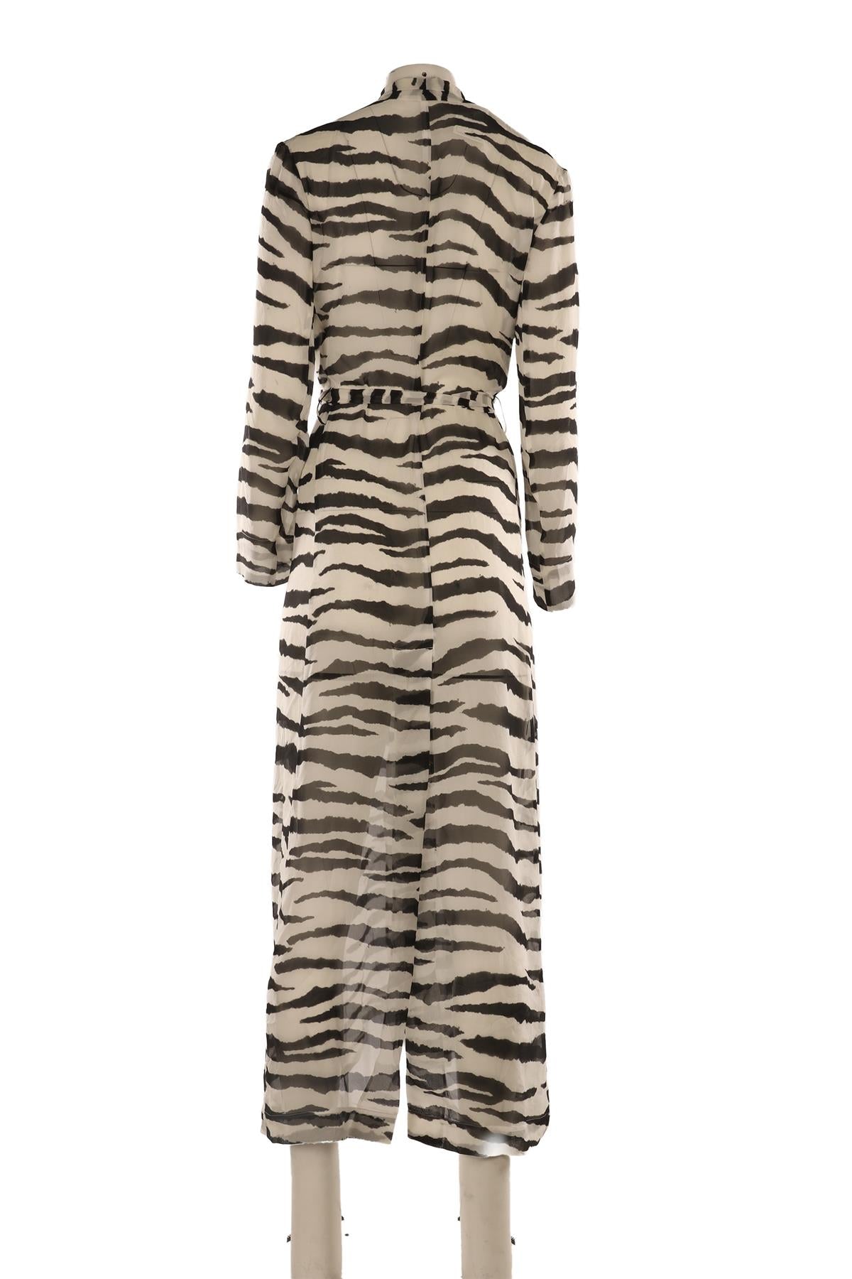 ON THE ISLAND WHITE SILK ROBE IT 46 UK 14