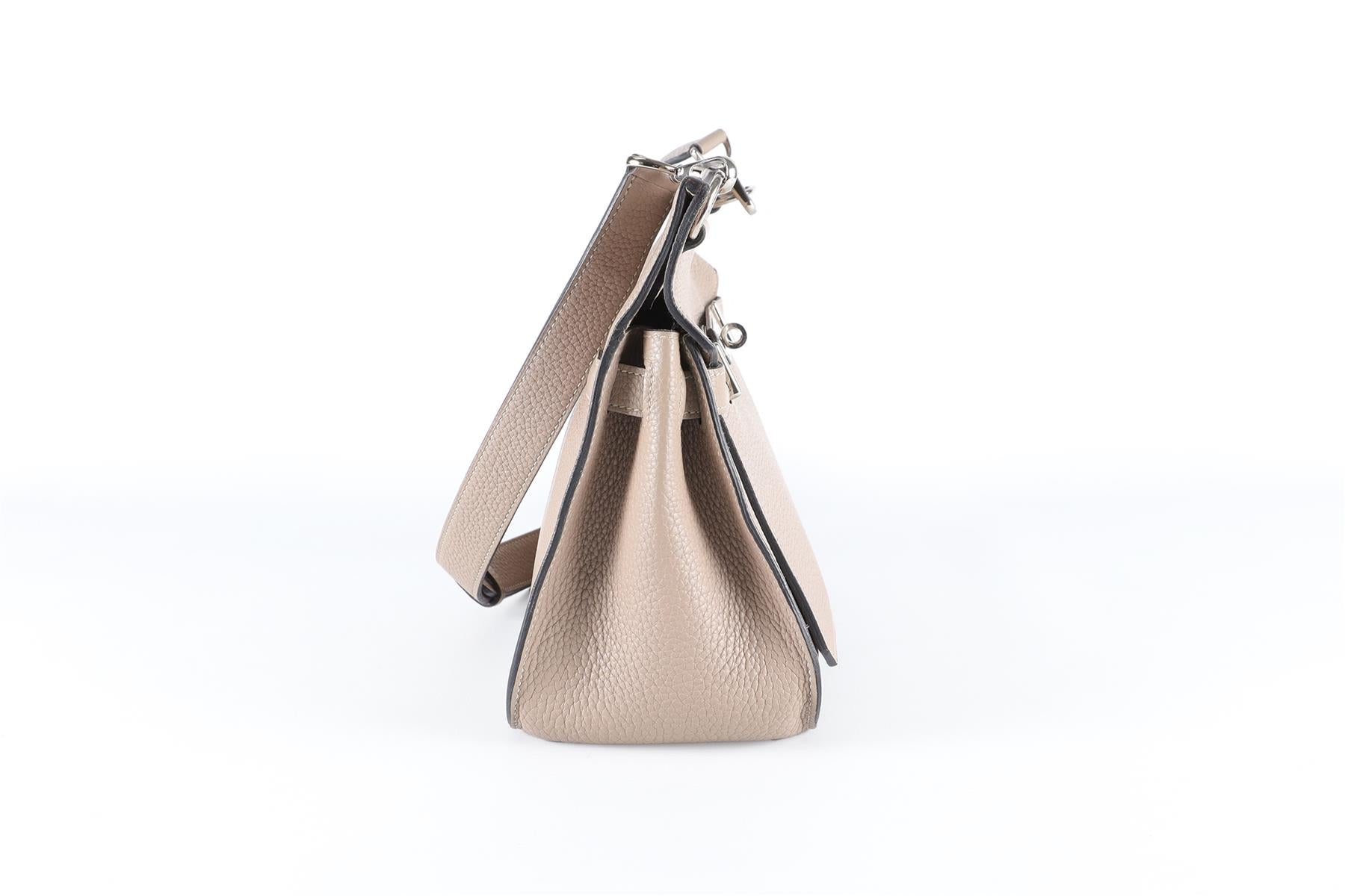 HERMÈS TAUPE 2012 JYPSIERE 28CM TOGO LEATHER CROSSBODY BAG IN ETOUPE