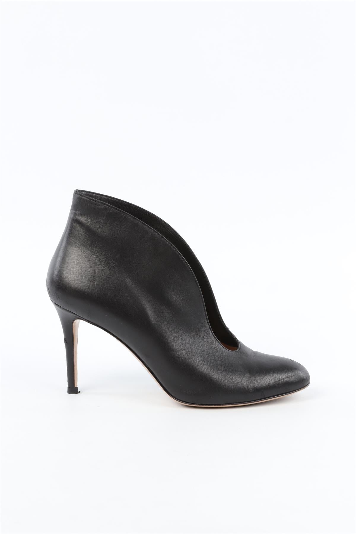 GIANVITO ROSSI BLACK LEATHER ANKLE BOOTS EU 38 UK 5 US 8