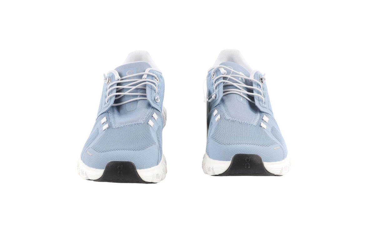 ON BLUE CLOUD 6 CHAMBRAY/WHITE SNEAKERS EU 39 UK 6 US 9