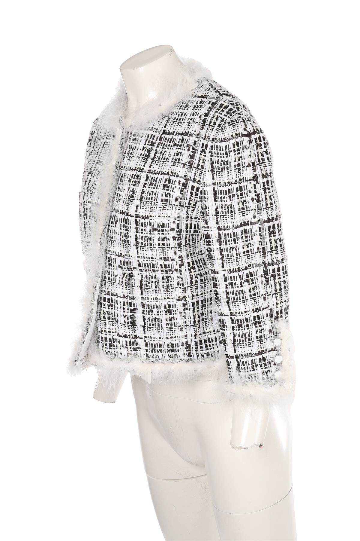 CHANEL WHITE 2025 TWEED JACKET FR 42 UK 14