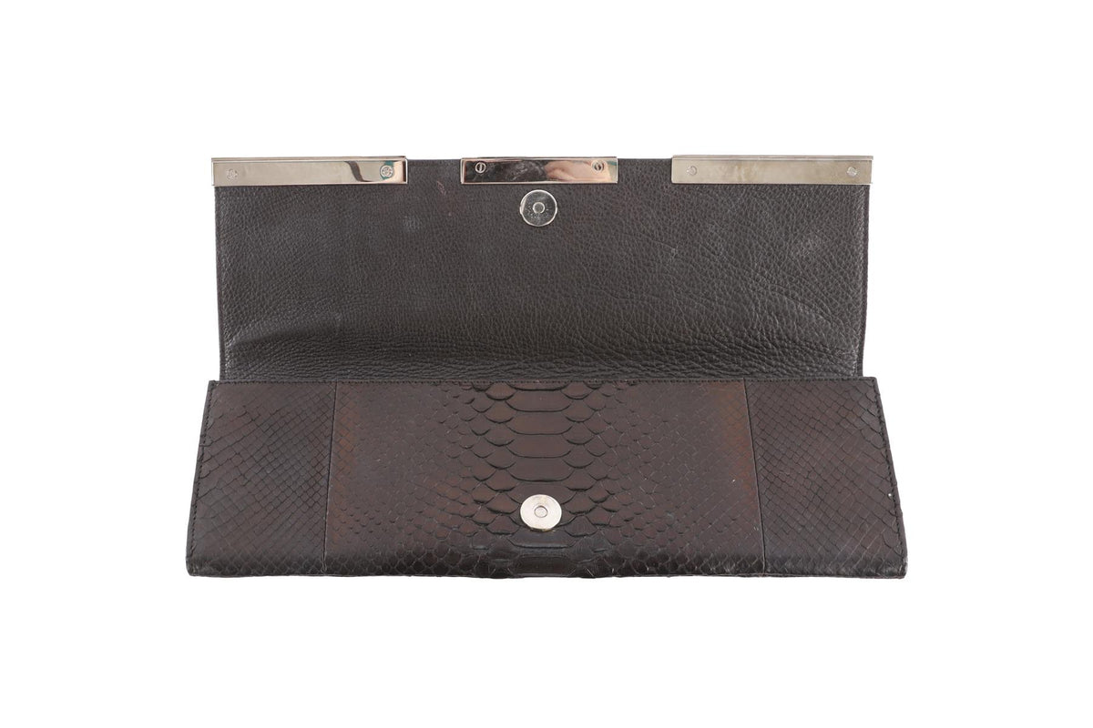 GUCCI BLACK SNAKESKIN CLUTCH