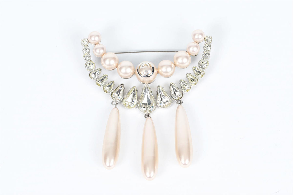 GUCCI SILVER GG CRYSTAL AND FAUX PEARL BROOCH