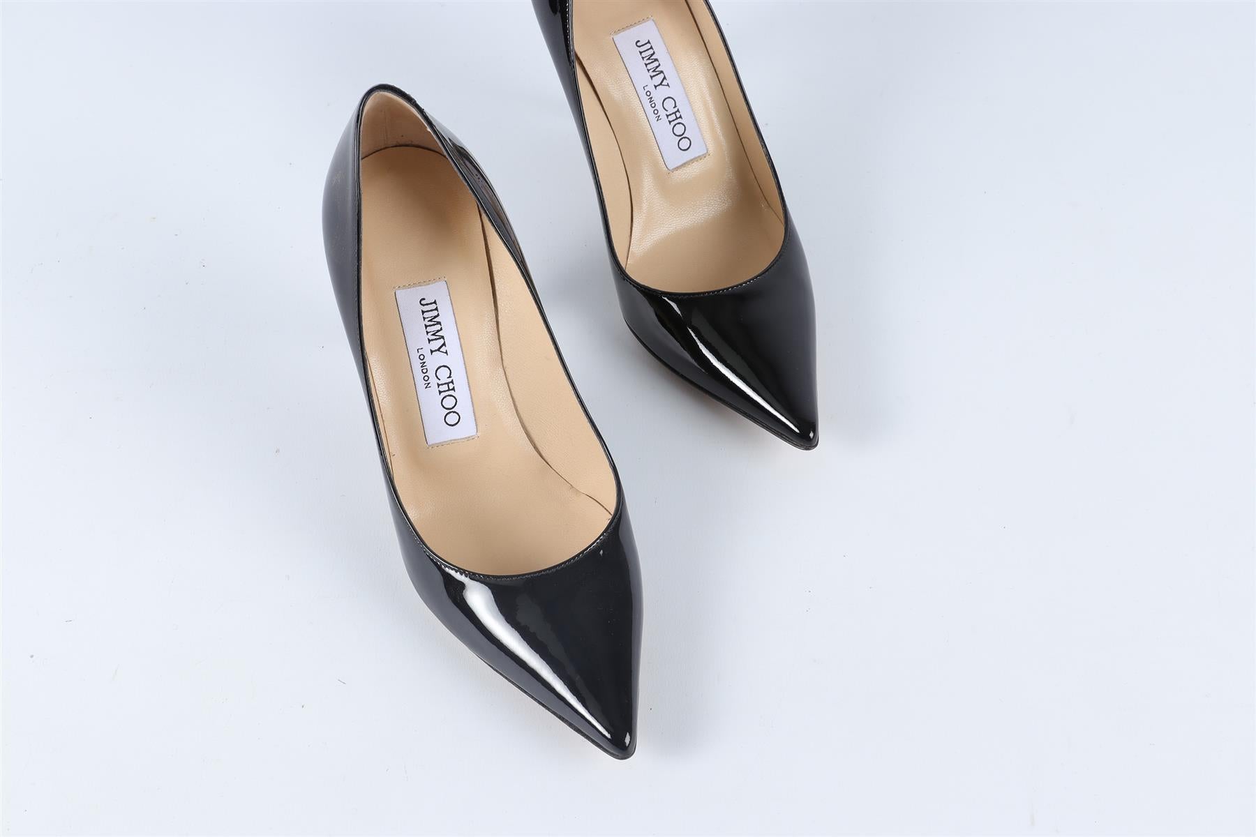JIMMY CHOO BLACK PATENT LEATHER PUMPS EU 34 UK 1 US 4
