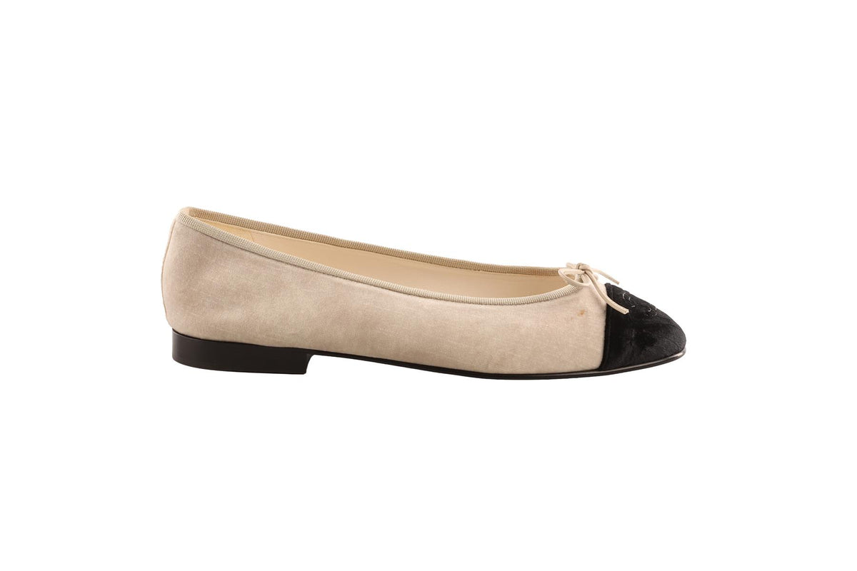 CREAM VELVET BALLET FLATS