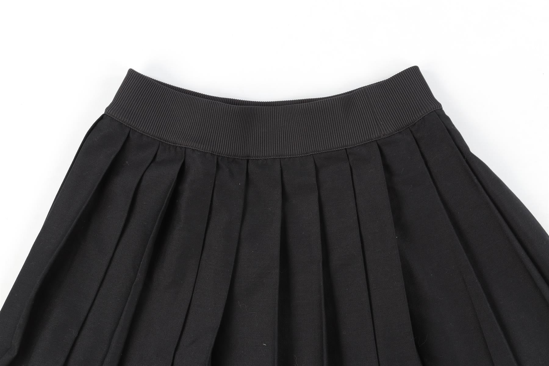 NIKE BLACK MINI SKIRT LARGE