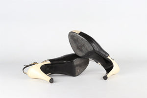 CHANEL BLACK AND CREAM PUMPS EU 38 UK 5 US 8