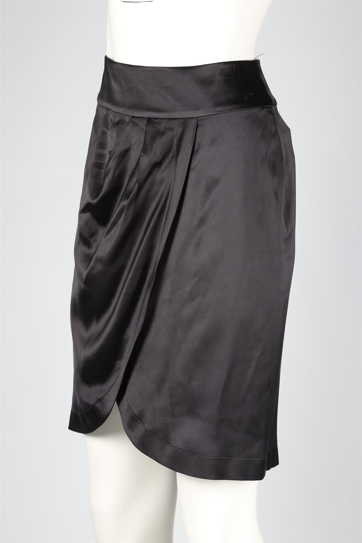 CHANEL BLACK 2006 SILK MINI SKIRT FR 38 UK 10