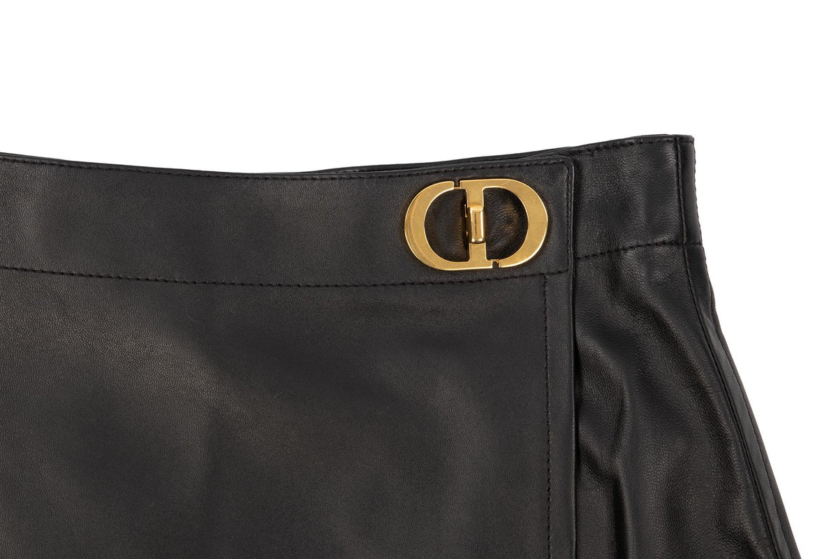 BLACK CD LEATHER MINI SKORT