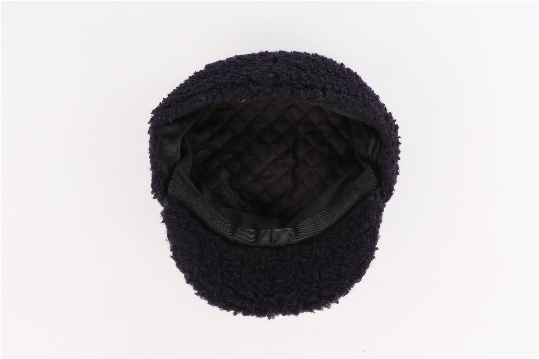 CHANEL NAVY 2018 FAUX SHEARLING CAP MEDIUM