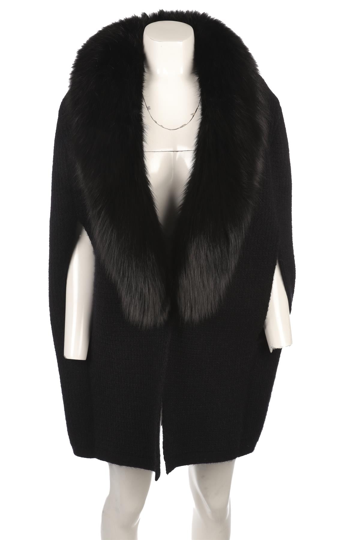 YVES SAINT LAURENT BLACK 2012 FOX FUR AND MOHAIR CAPE MEDIUM