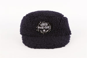 CHANEL NAVY 2018 FAUX SHEARLING CAP MEDIUM