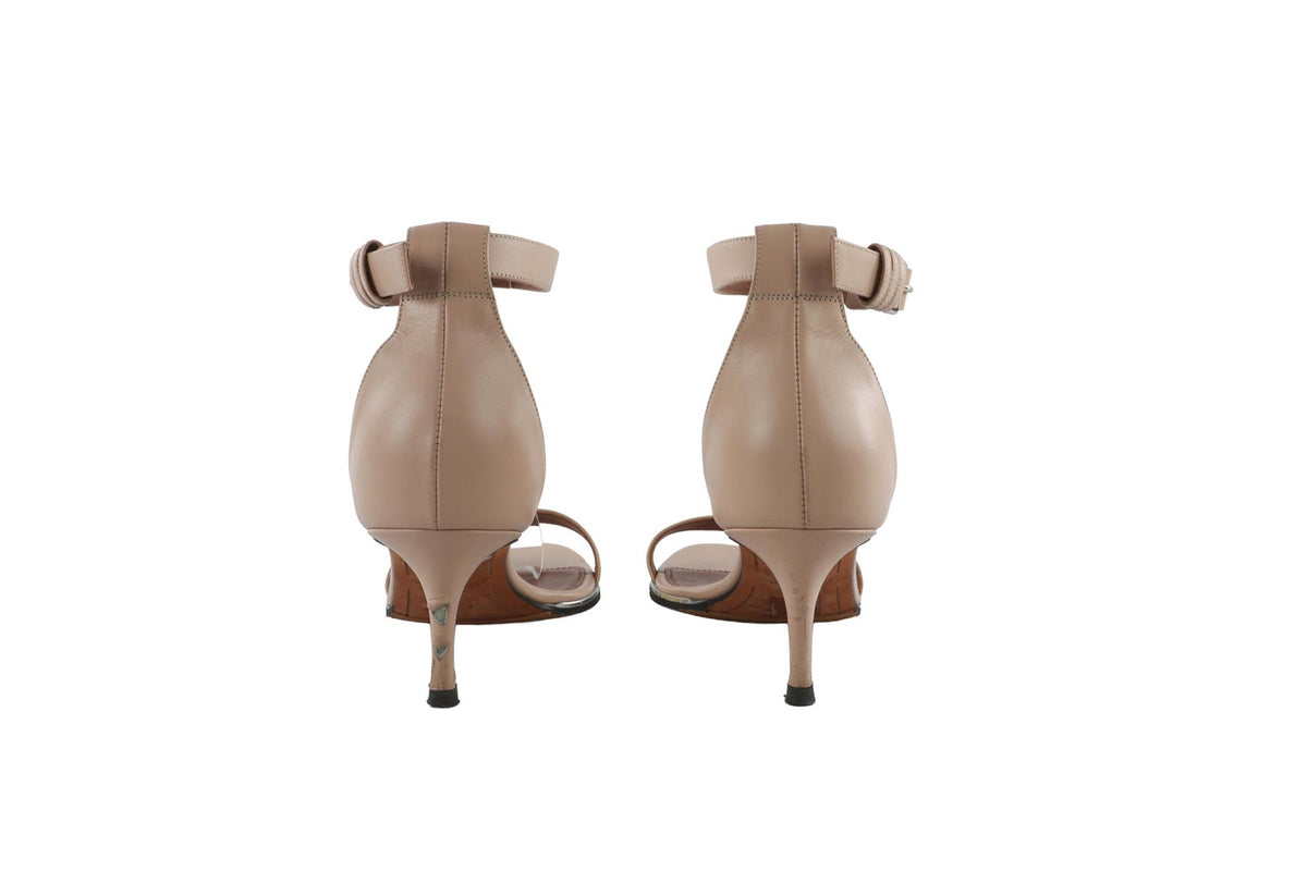NUDE LEATHER SANDALS