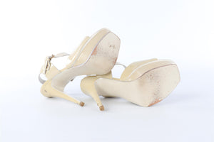YVES SAINT LAURENT CREAM PATENT LEATHER SANDALS EU 38 UK 5 US 8