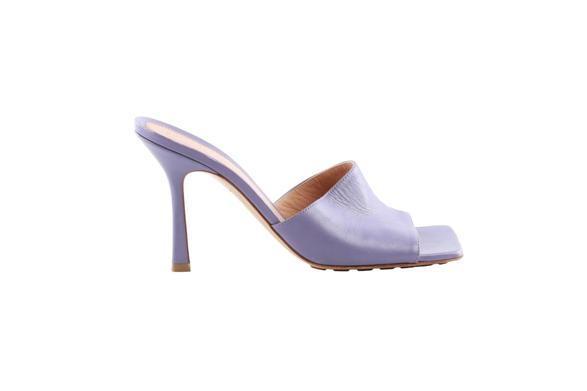 BOTTEGA VENETA PURPLE LEATHER MULES EU 38.5 UK 5.5 US 8.5