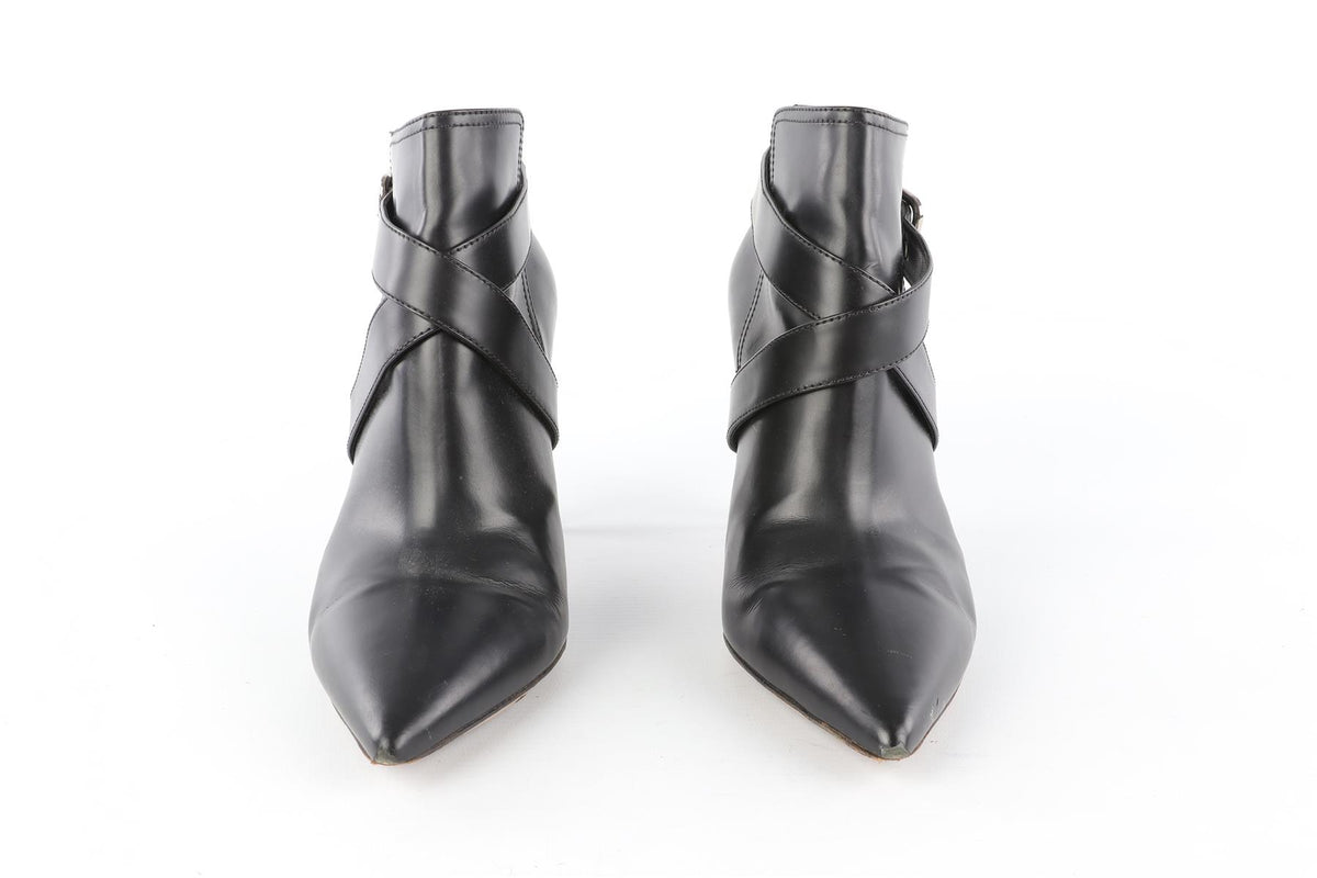 GIANVITO ROSSI BLACK LEATHER ANKLE BOOTS EU 39 UK 6 US 9