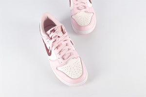 NIKE PINK DUNK VALENTINES DAY SNEAKERS EU 39 UK 6 US 6.5
