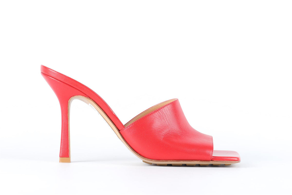 BOTTEGA VENETA RED LEATHER MULES EU 38 UK 5 US 8