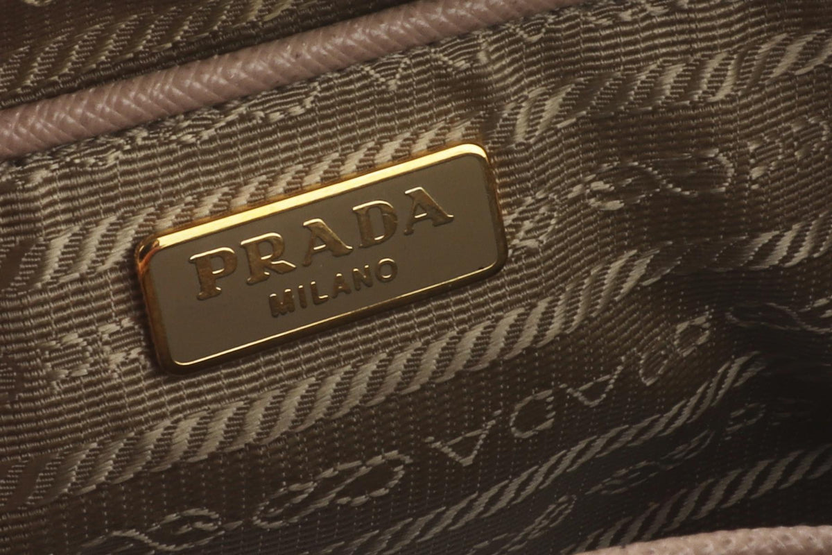 PRADA NUDE LUX CAMERA MINI SAFFIANO LEATHER CROSSBODY BAG