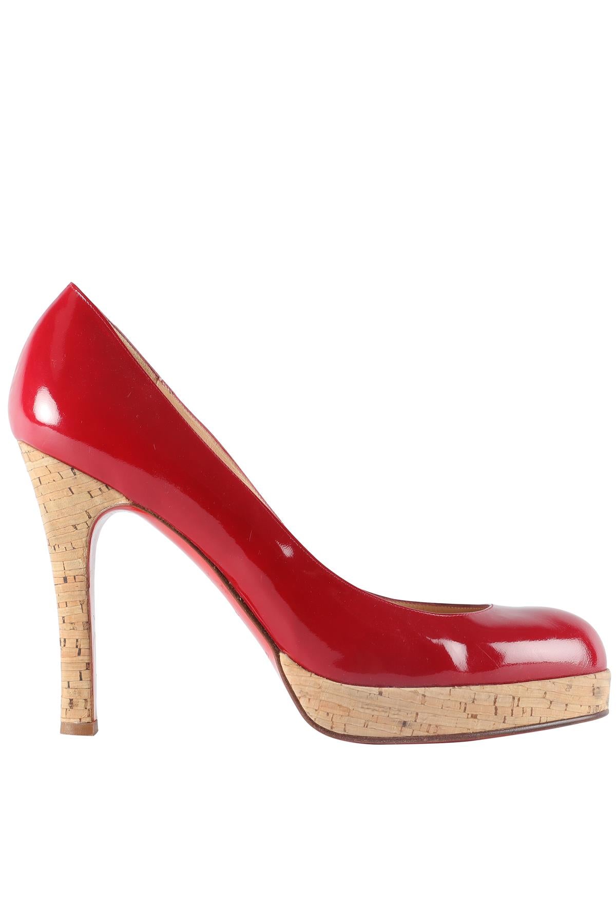 CHRISTIAN LOUBOUTIN RED PATENT LEATHER PUMPS EU 39 UK 6 US 9