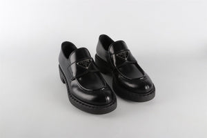 PRADA BLACK LEATHER LOAFERS EU 35