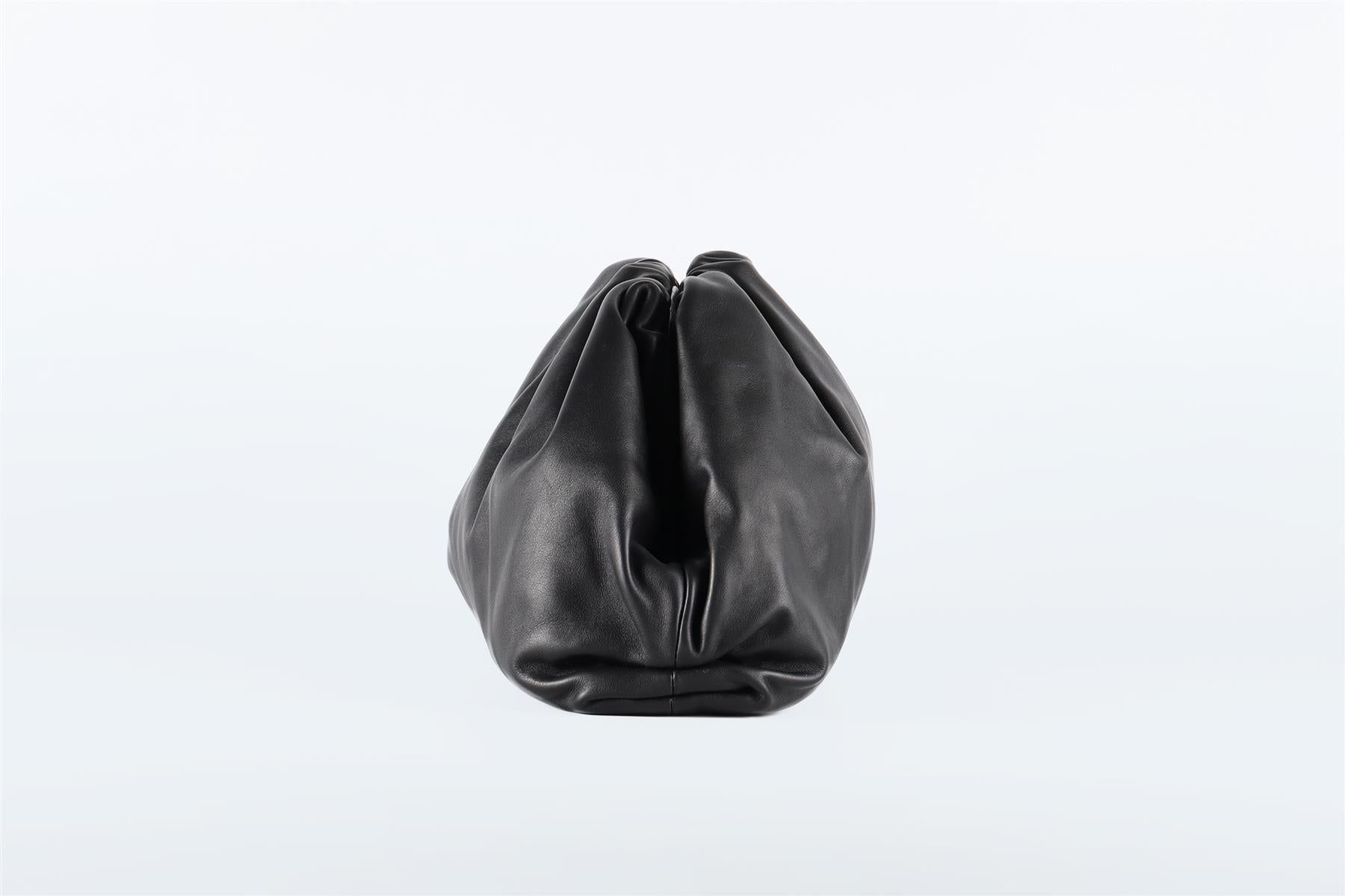 BOTTEGA VENETA BLACK THE POUCH LARGE LEATHER CLUTCH