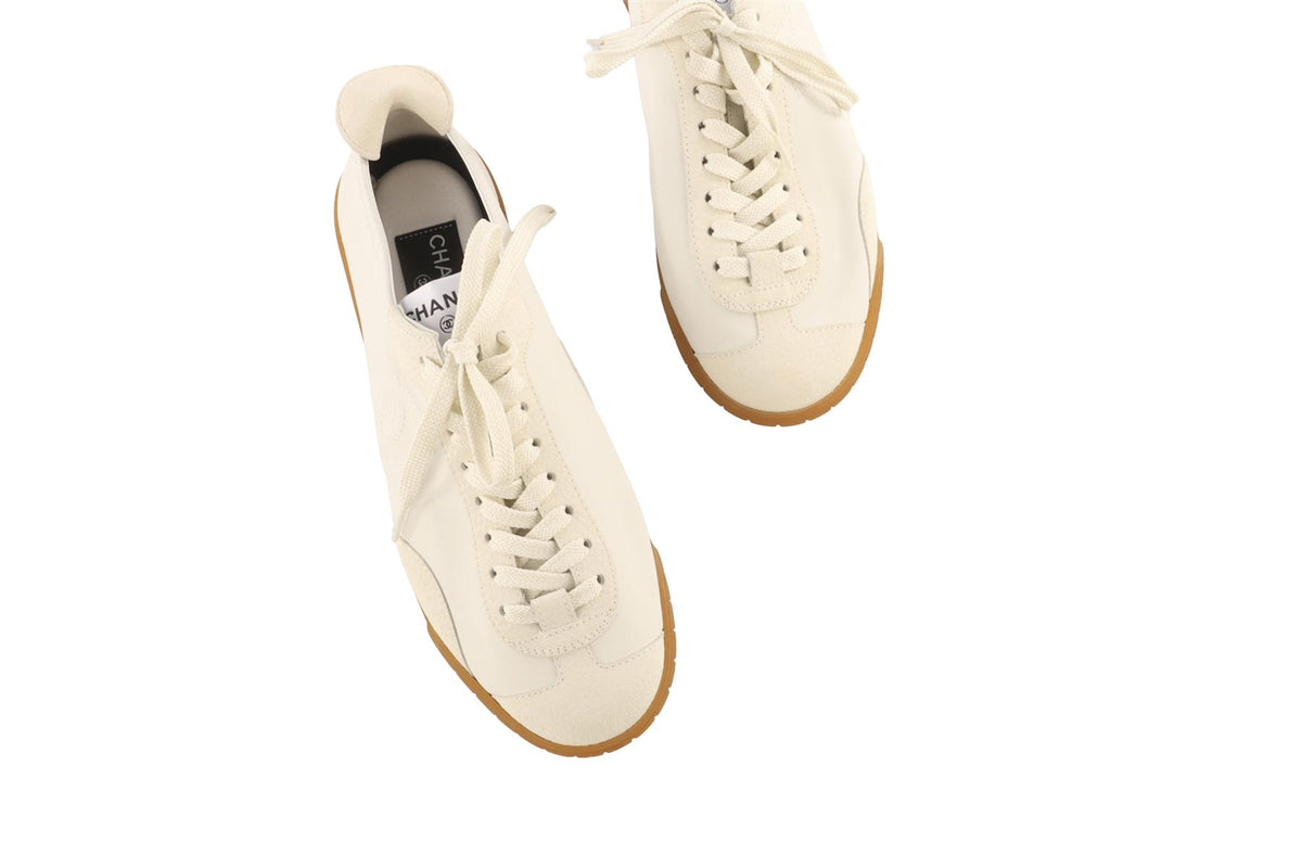 CHANEL WHITE 2026 CC LEATHER SNEAKER EU 38 UK 5 US 8