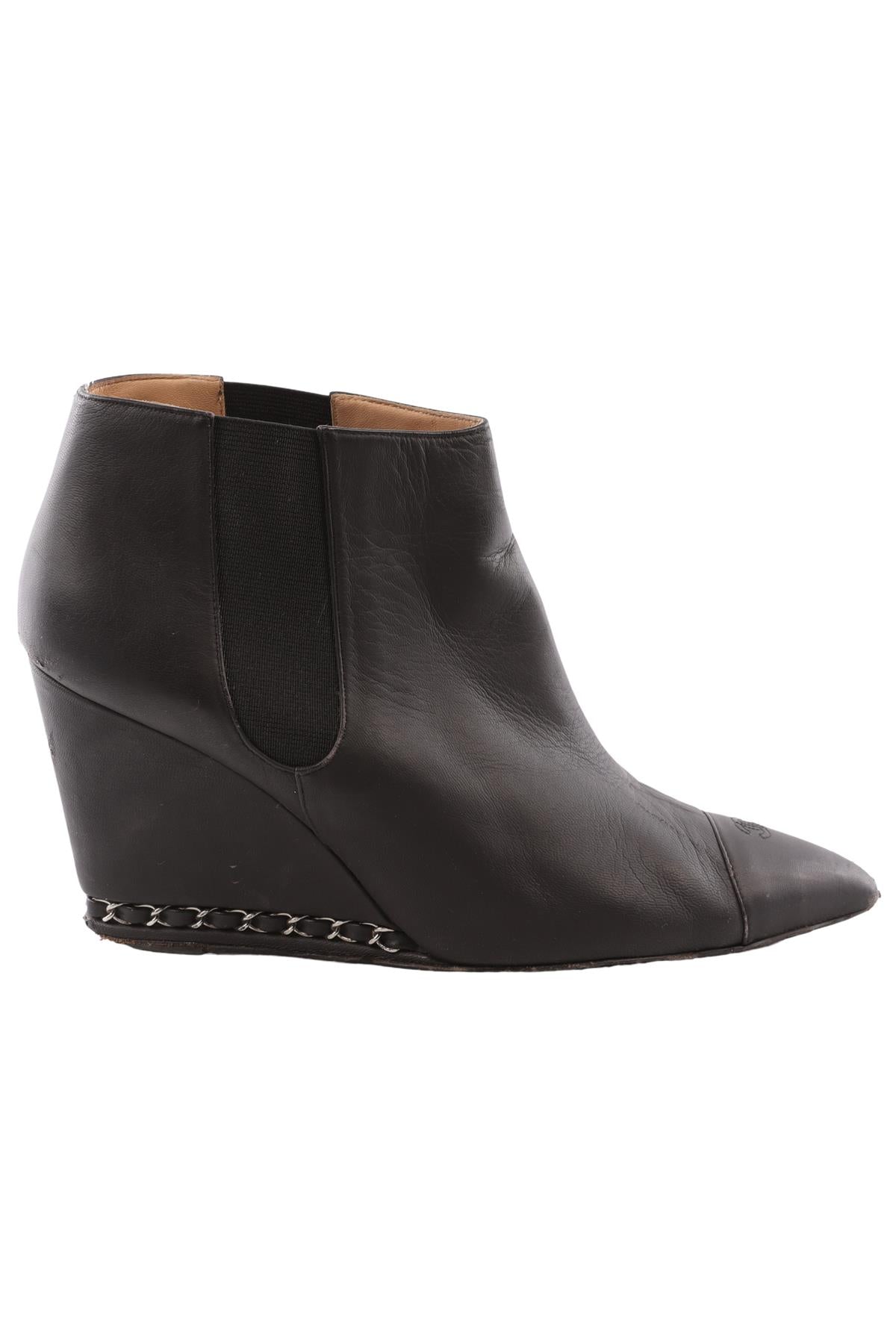 CHANEL BLACK LEATHER ANKLE BOOTS EU 40 UK 7 US 10