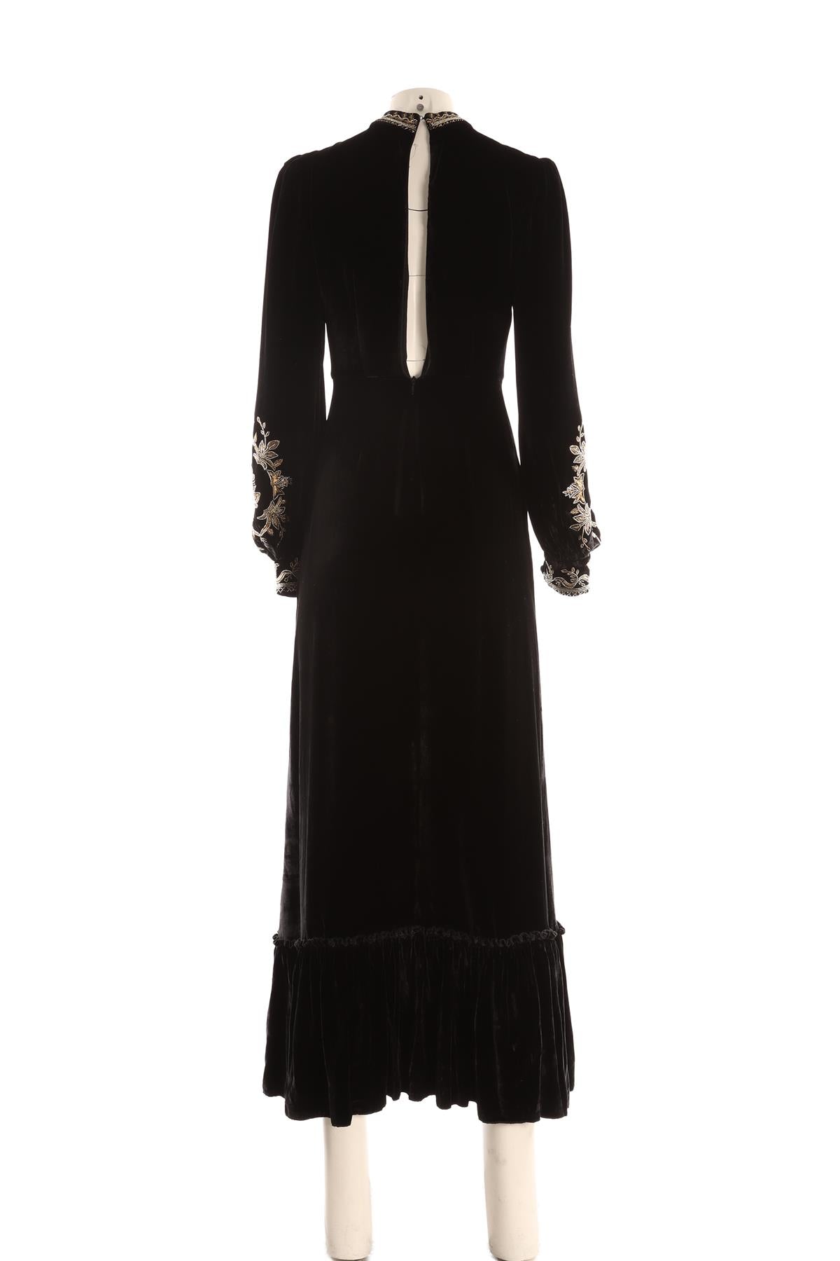 MUZUNGU SISTERS BLACK VELVET MAXI DRESS XSMALL