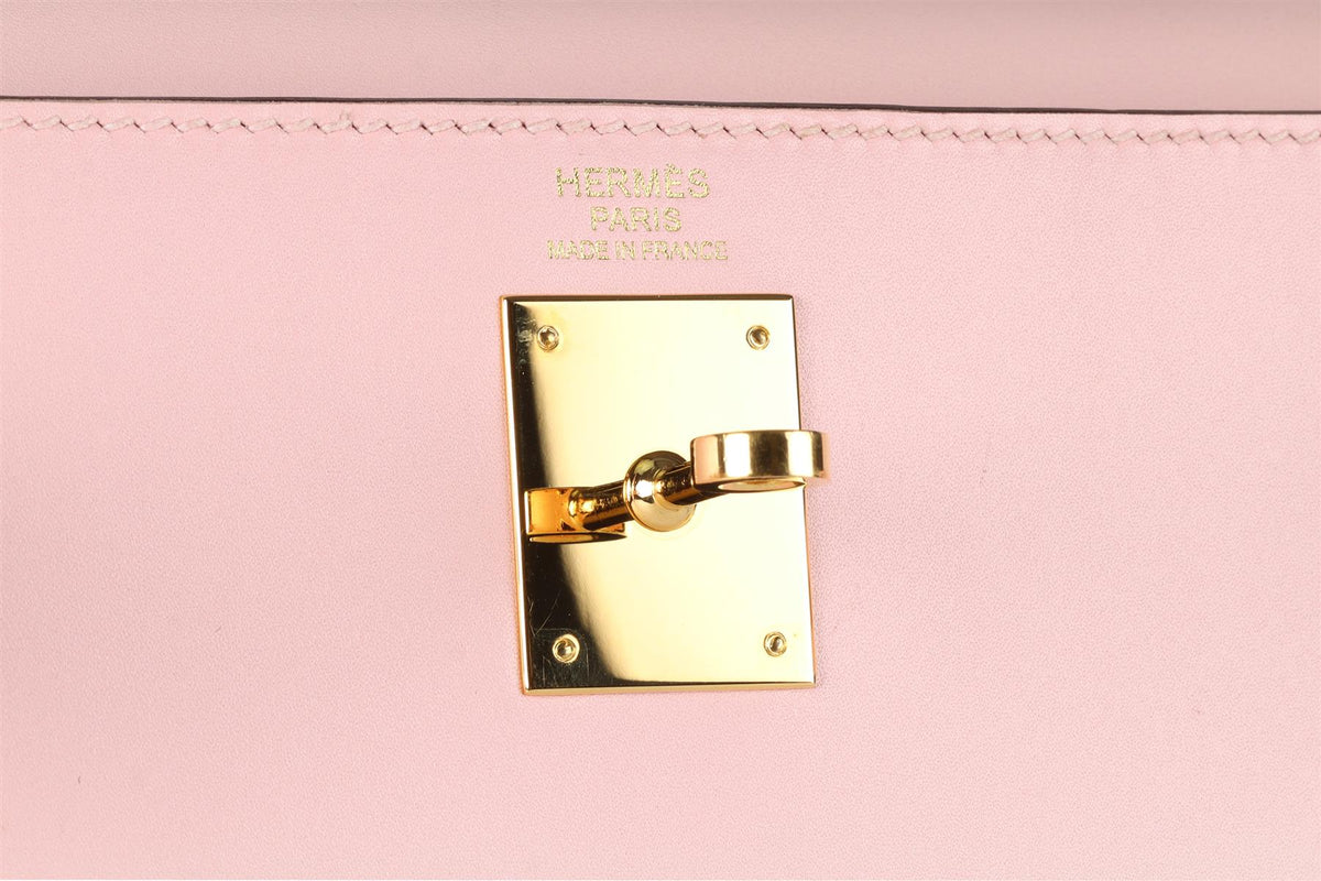 HERMÈS PINK 2017 KELLY SELLIER 32 CM TADELAKT LEATHER BAG IN ROSE SAKURA