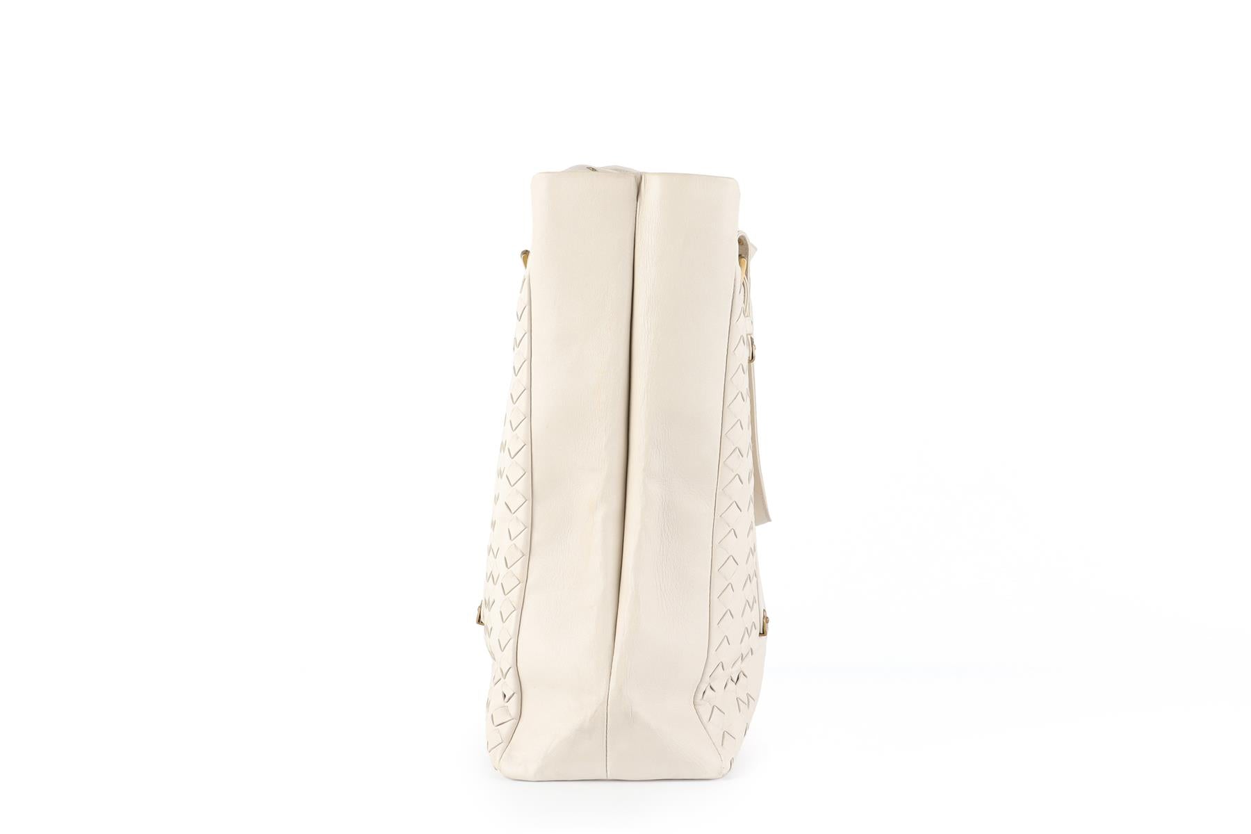BOTTEGA VENETA ECRU INTRECCIATO LEATHER TOTE BAG