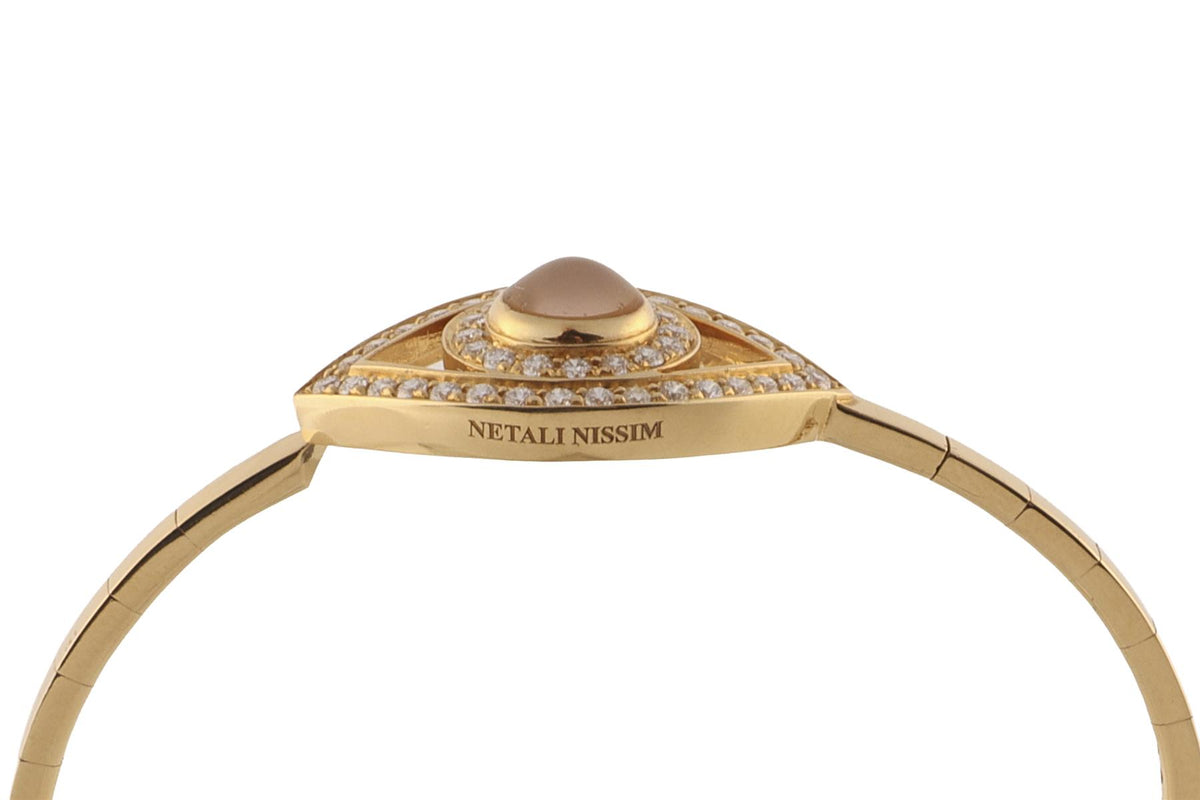 NETALI NISSIM ICONIC EYE 18K YELLOW GOLD AND ROSE QUARTZ BRACELET