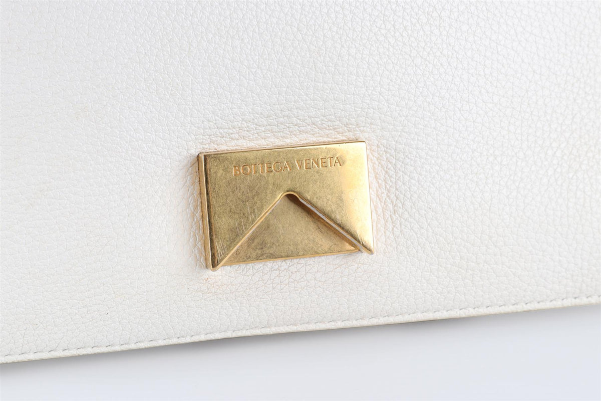 BOTTEGA VENETA WHITE MOUNT MEDIUM LEATHER SHOULDER BAG