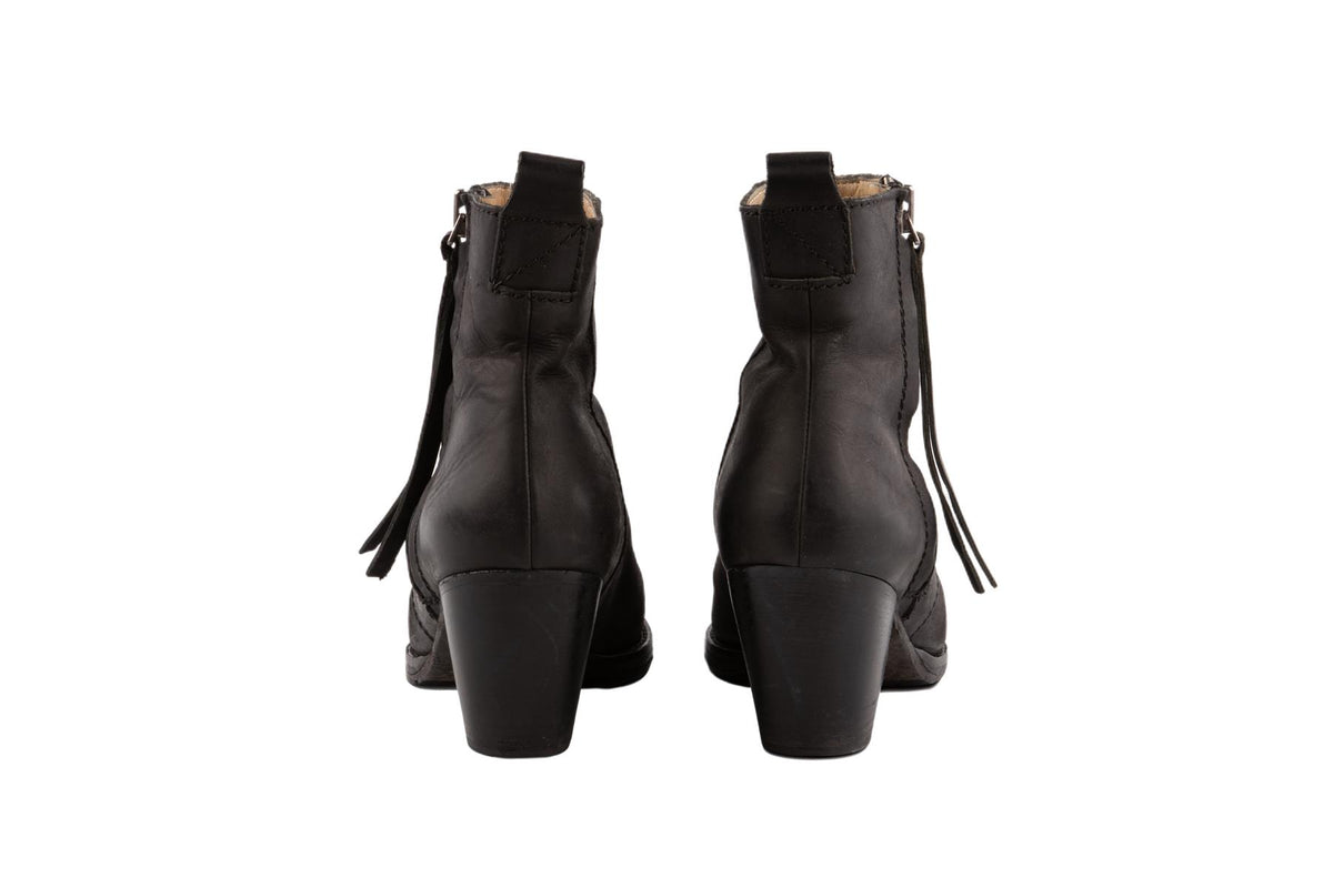 ACNE STUDIOS BLACK LEATHER ANKLE BOOTS EU 39