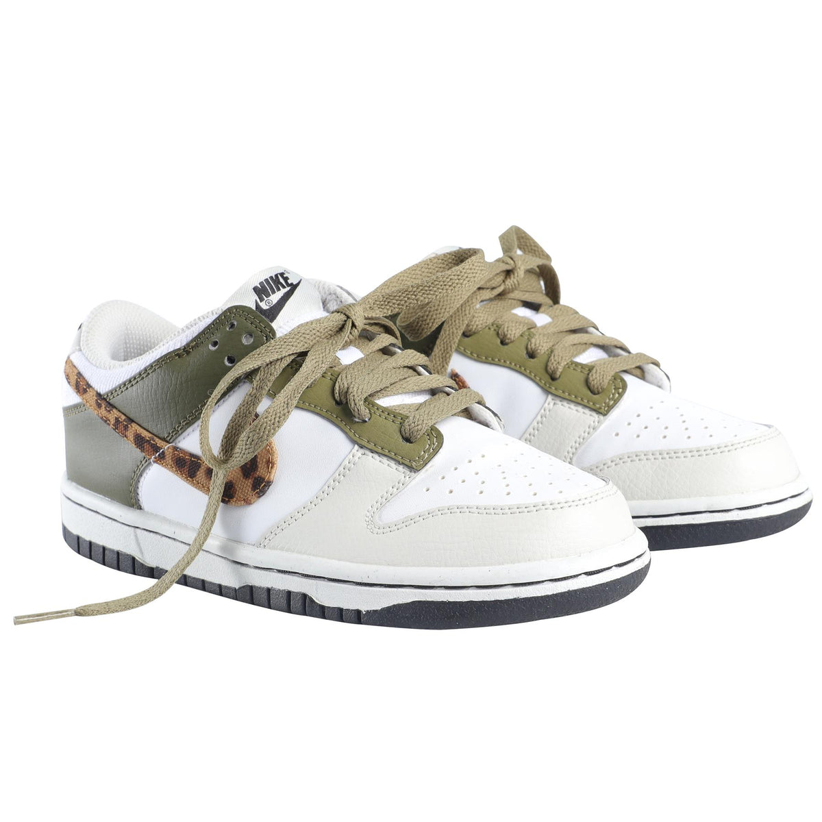 NIKE GREEN KIDS LEATHER SNEAKERS EU 35.5 UK 3 US 3.5