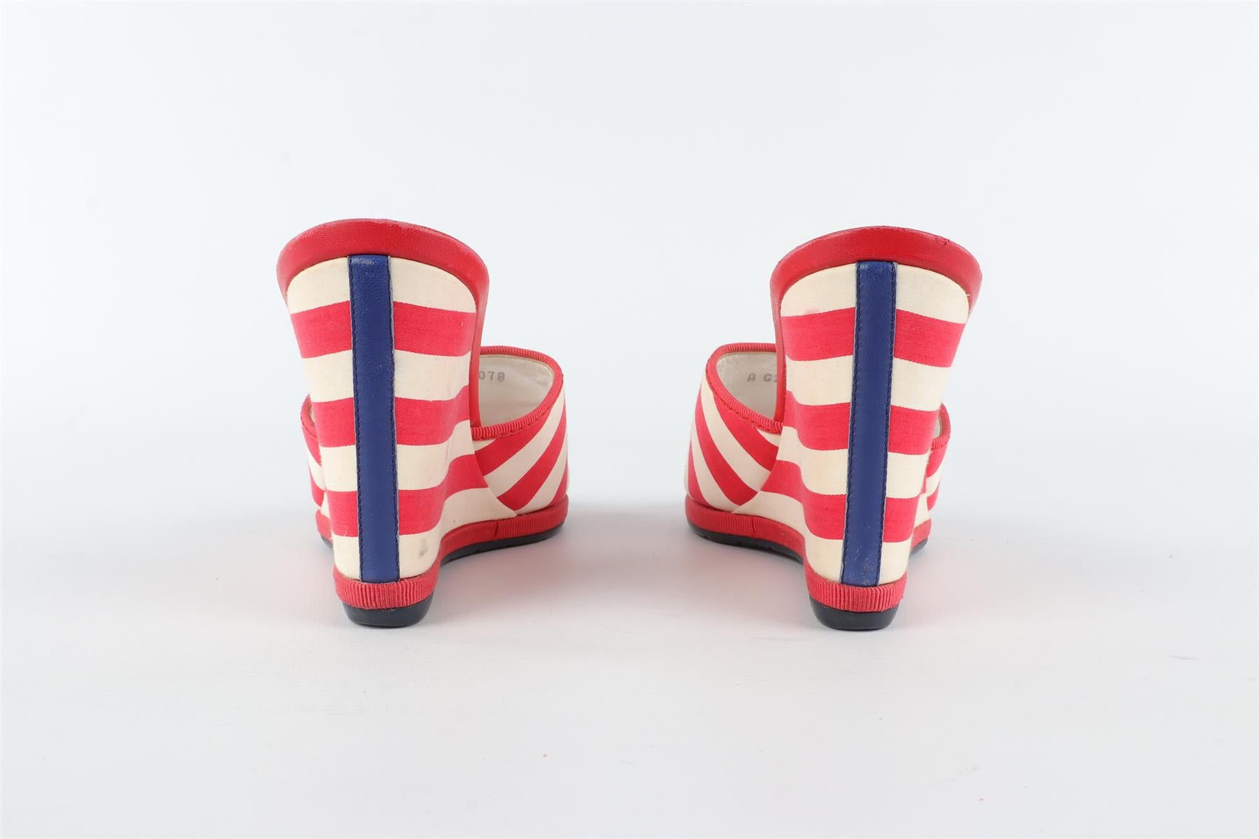 CHANEL RED 2010 CANVAS WEDGE SANDALS EU 38.5 UK 5.5 US 8.5