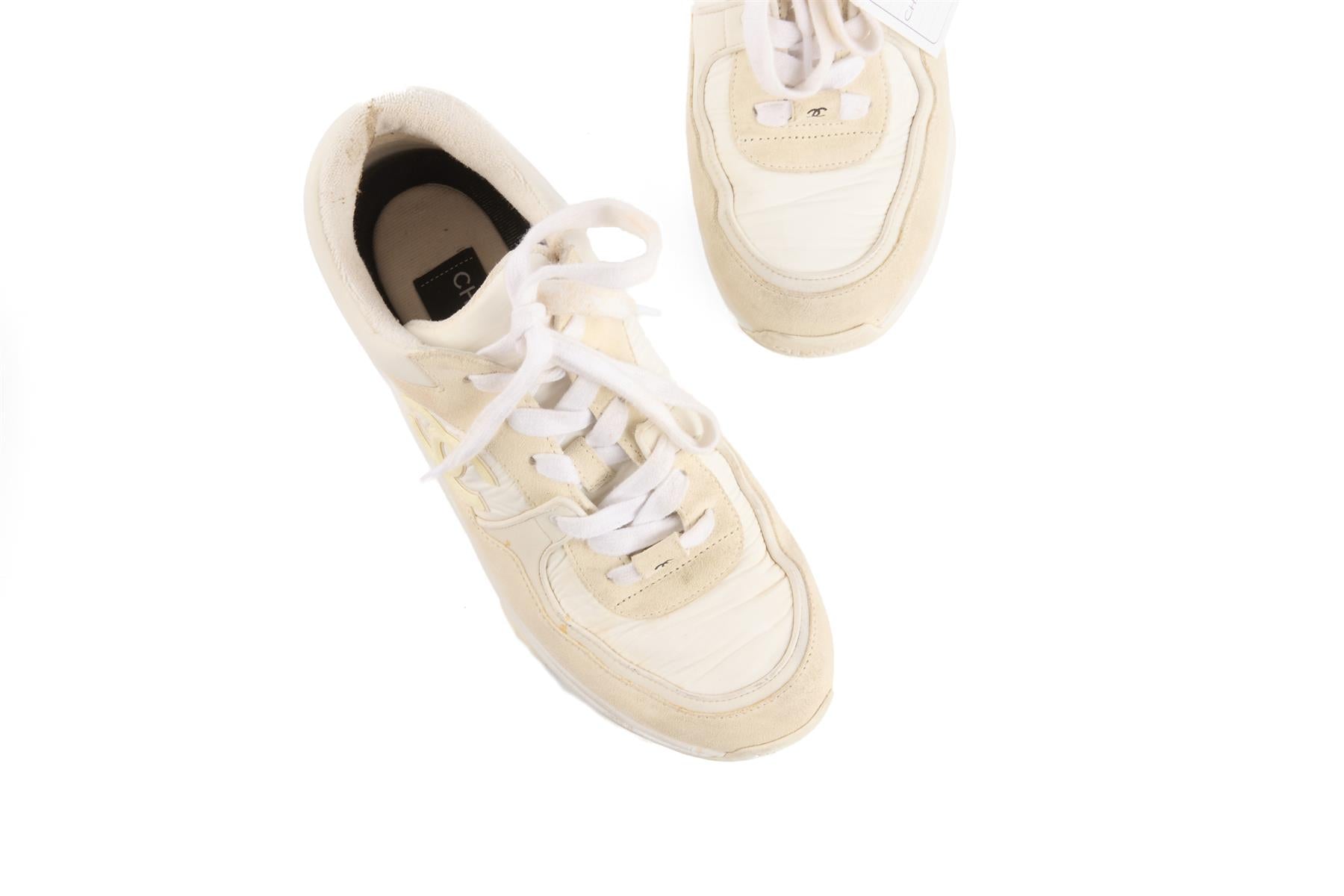 CHANEL WHITE CC SUEDE SNEAKERS EU 39 UK 6 US 9