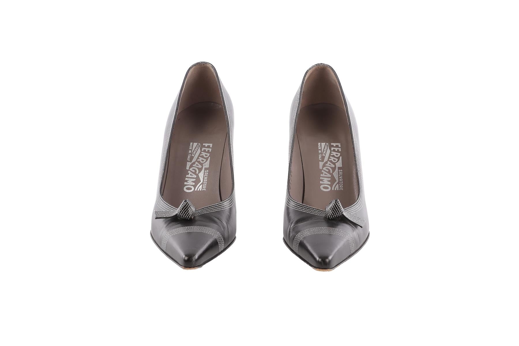 SALVATORE FERRAGAMO BLACK VINTAGE LEATHER PUMPS EU 36.5 UK 3.5 US 6.5