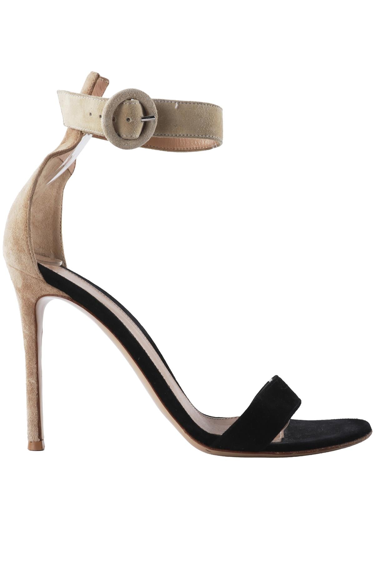 BLACK SUEDE SANDALS