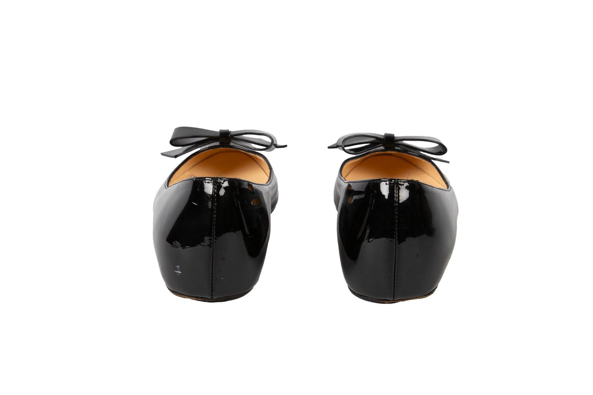 CHRISTIAN LOUBOUTIN BLACK PATENT LEATHER BALLET FLATS EU 35 UK 2 US 5