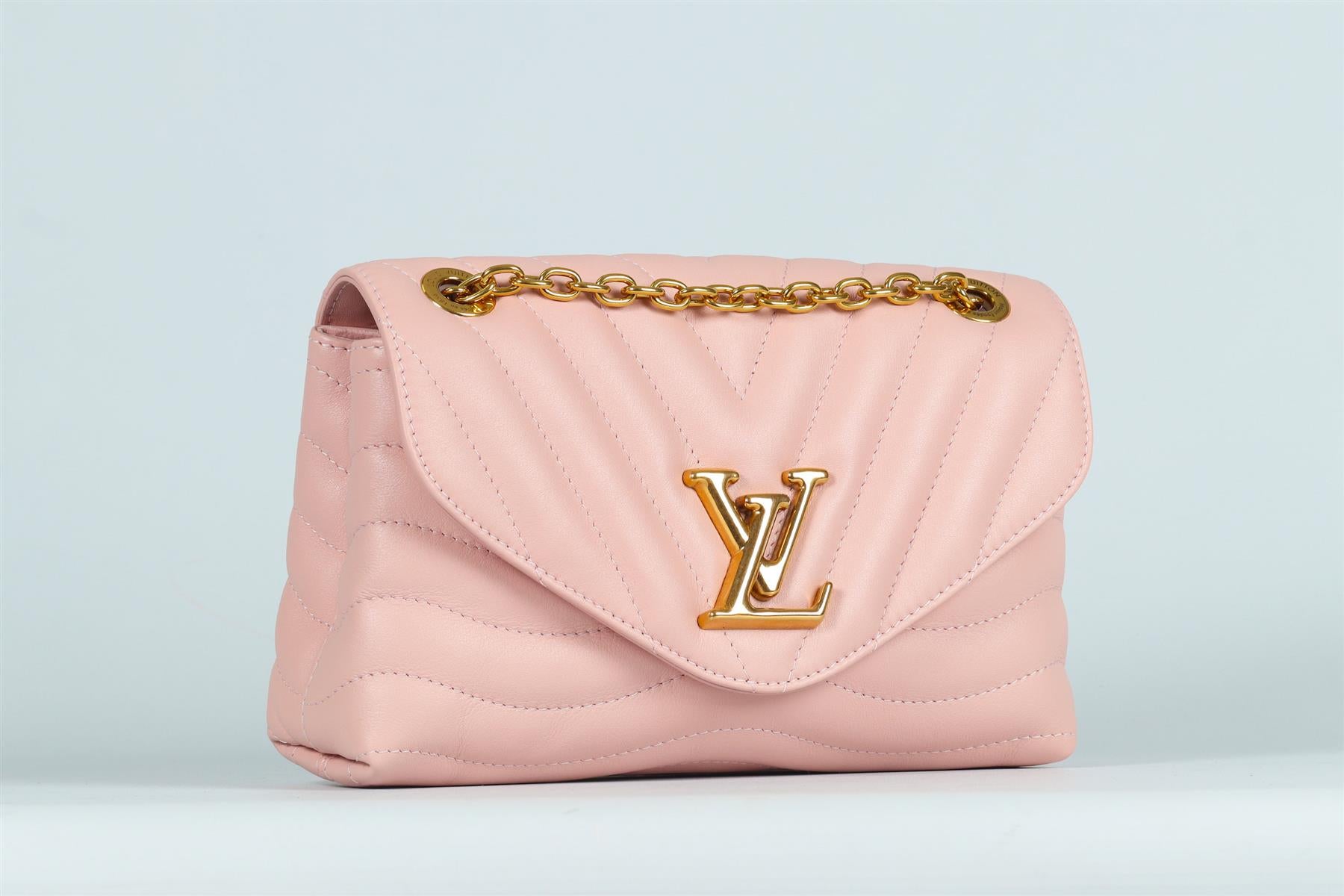 LOUIS VUITTON PINK NEW WAVE CHAIN MM LEATHER SHOULDER BAG