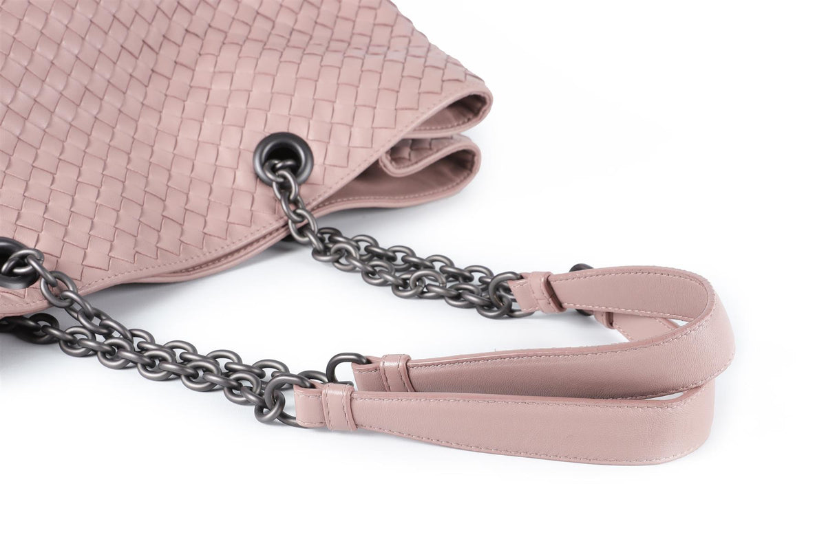 BOTTEGA VENETA PINK DOUBLE CHAIN MEDIUM INTRECCIATO LEATHER TOTE BAG