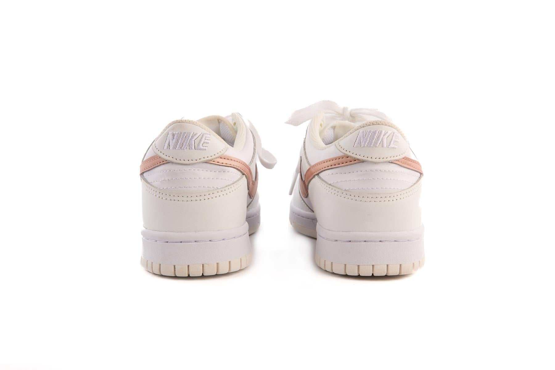 NIKE WHITE LEATHER SNEAKERS EU 39 UK 6 US 6.5