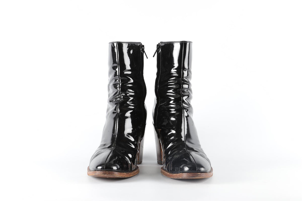 CELINE BLACK PATENT LEATHER ANKLE BOOTS EU 40 UK 7 US 10
