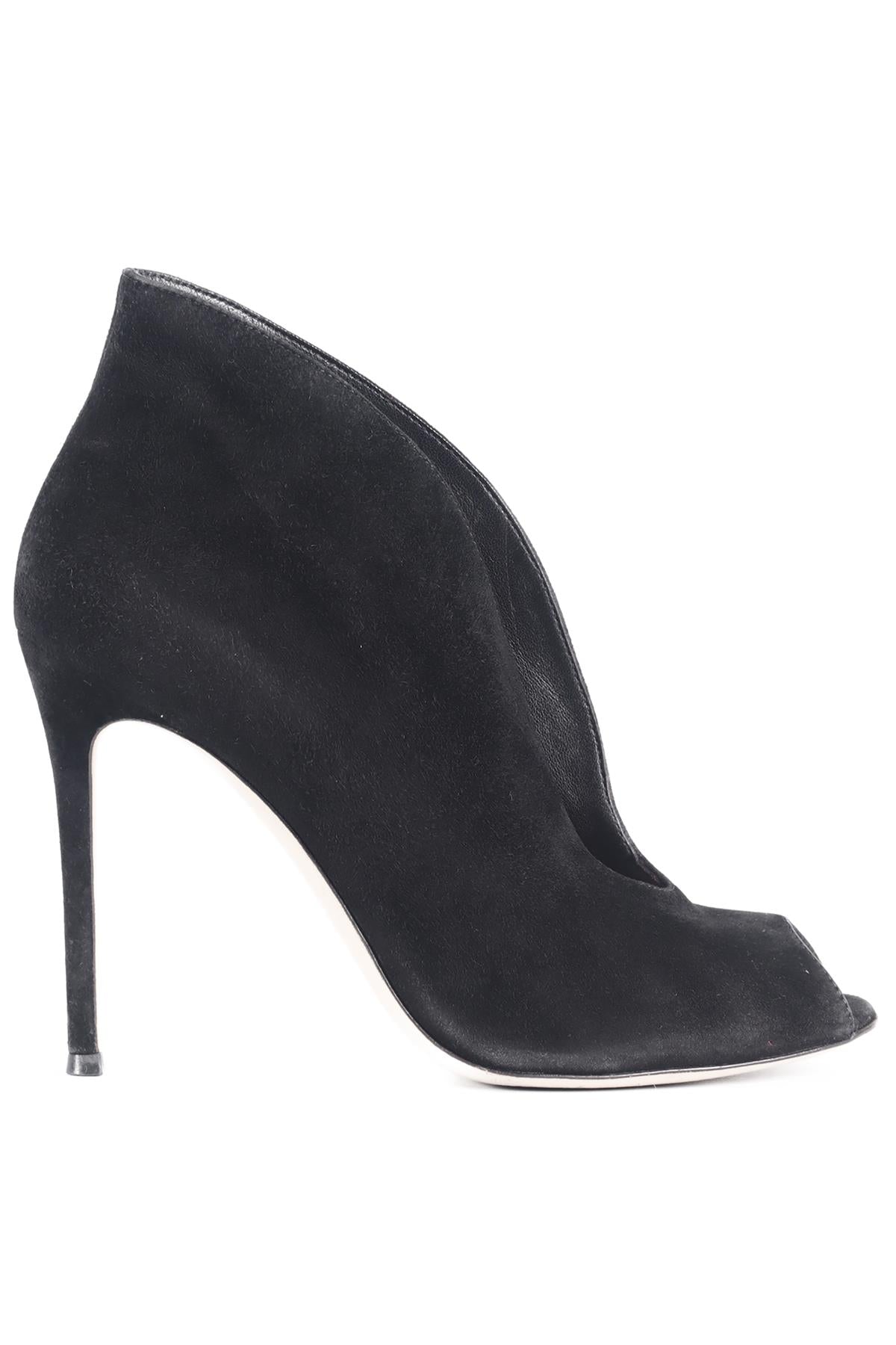GIANVITO ROSSI SUEDE ANKLE BOOTS EU 39 UK 6 US 9