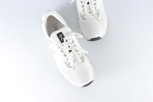ON WHITE MEN'S CLOUDSWIFT SNEAKERS EU 43 UK 9 US 9.5