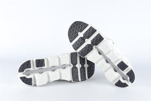 ON WHITE MEN'S CLOUDSWIFT SNEAKERS EU 43 UK 9 US 9.5